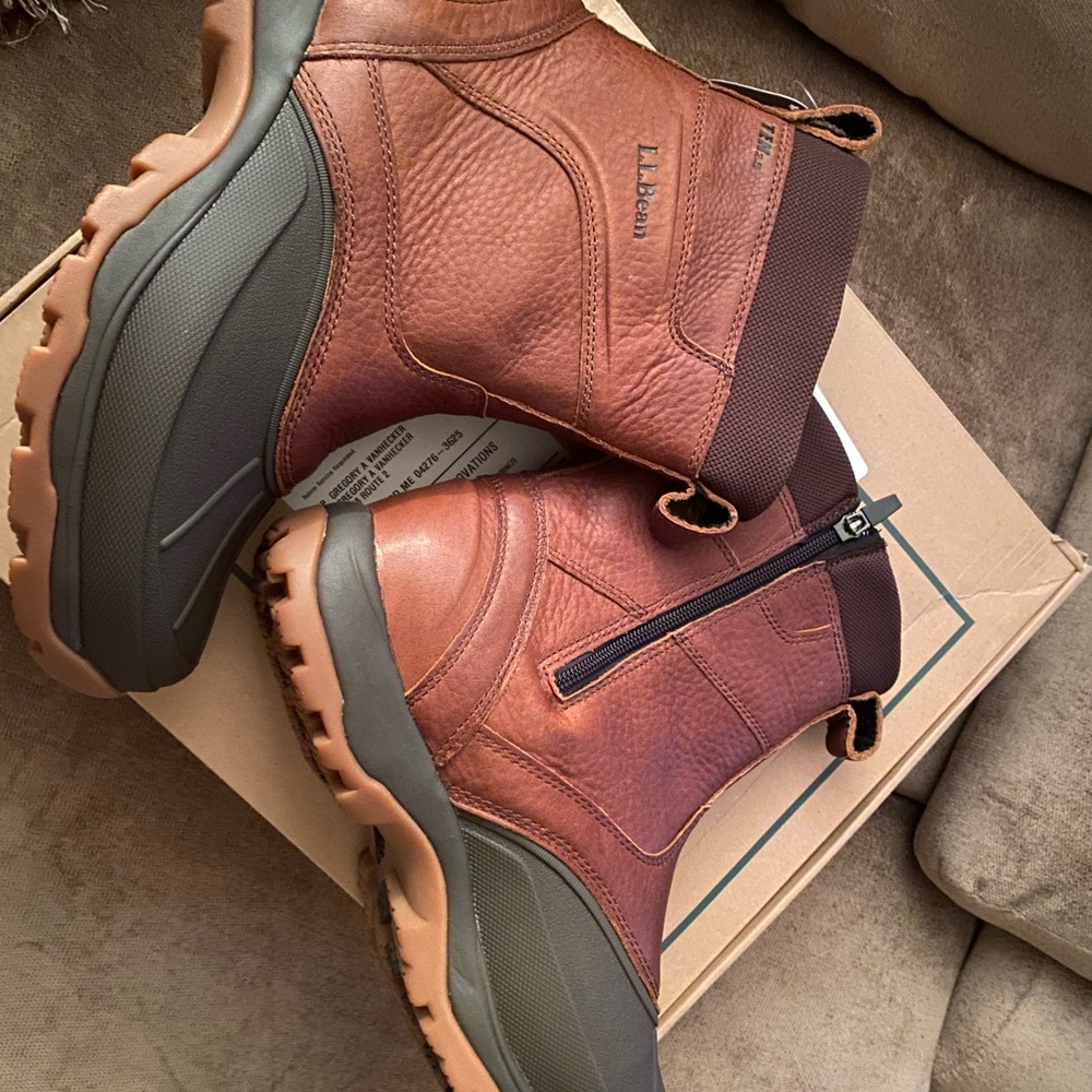 LL Bean Storm Chaser Mens boots size 12 M  Oakwood color